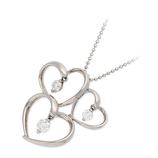 日本の匠ジュエリー 3つのハートにダイヤをセット プラチナネックレス