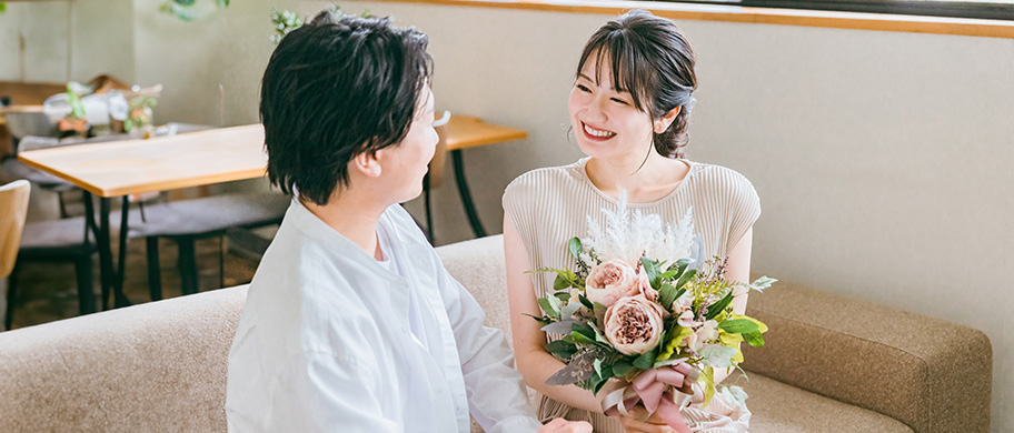 【予算1万円】妻が喜ぶ結婚記念日プレゼント30選