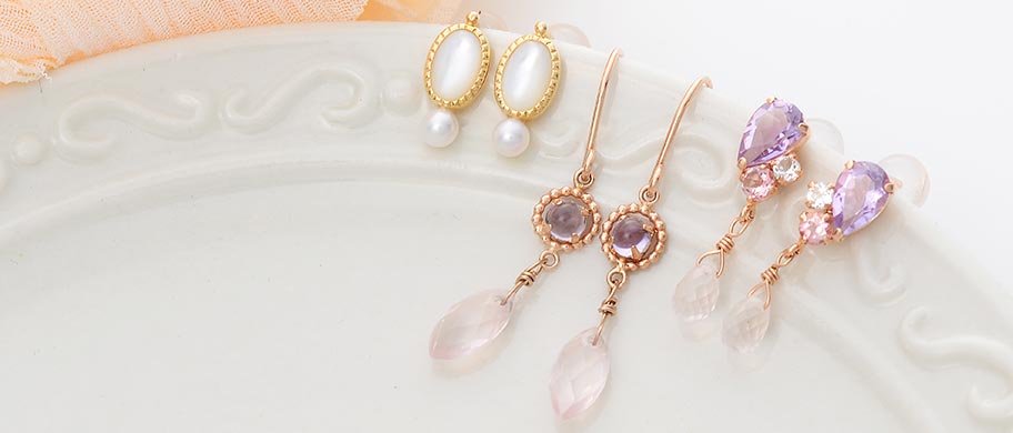 彼女や友達の誕生日プレゼントに贈りたい!おすすめピアス