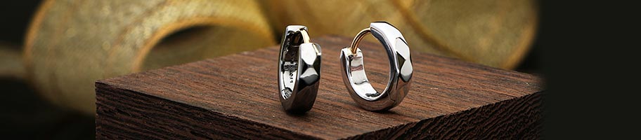 ライオンハート ピアス