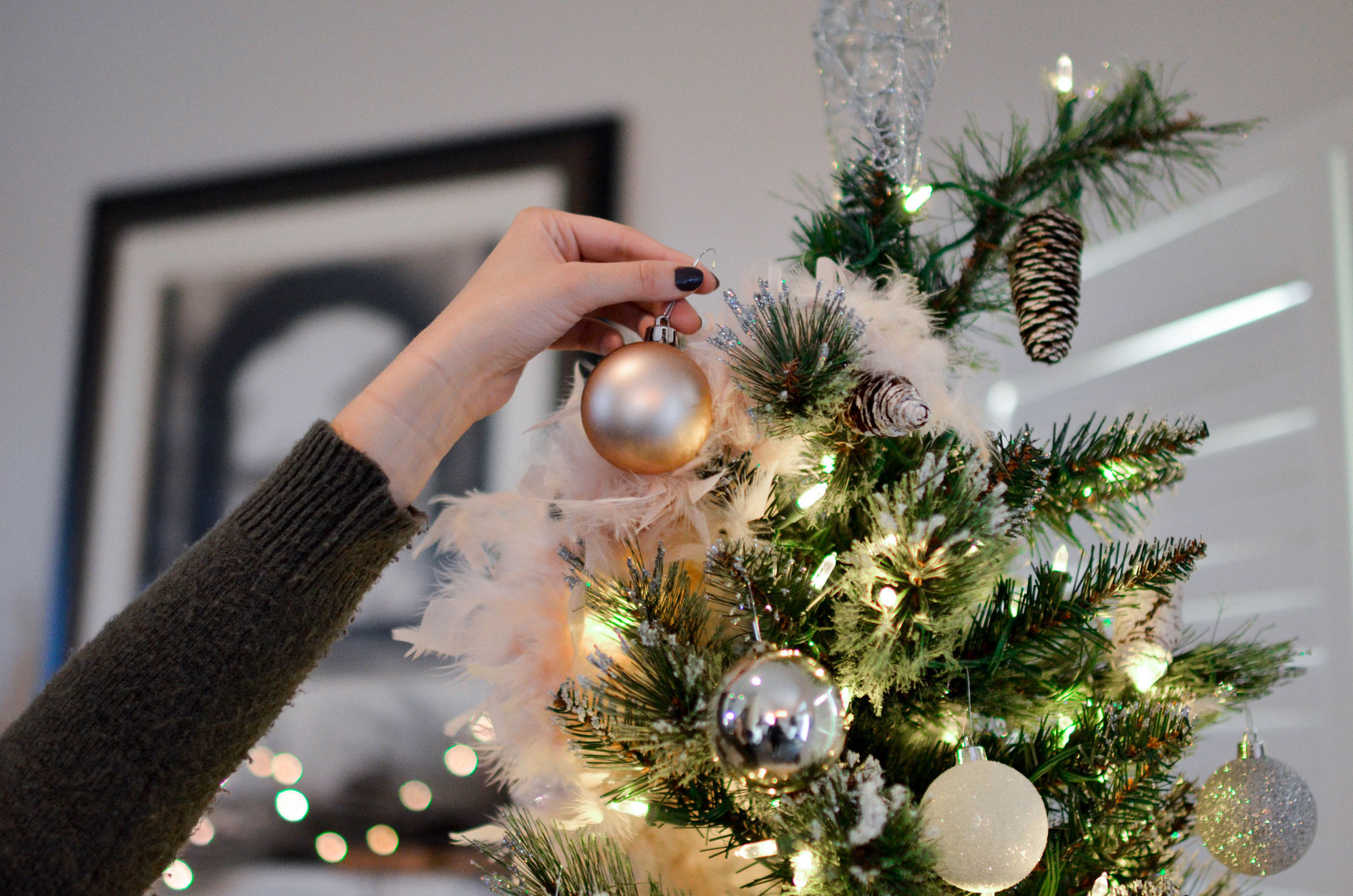 シャイなあなたでも大丈夫!クリスマスに想いを伝えられる♡メッセージアクセ特集