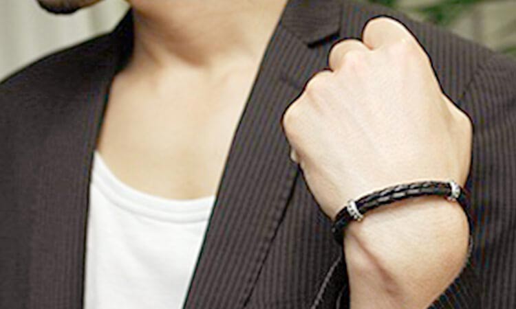結婚3年目の誕生日に記念すべき「革婚式」にはレザーを