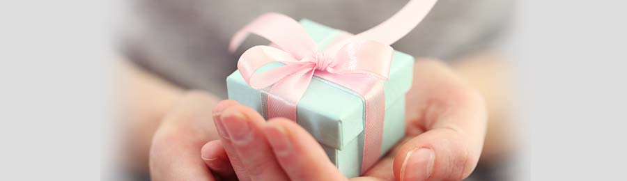 誕生日プレゼントにペアアクセサリーを贈った人orもらった人の体験談