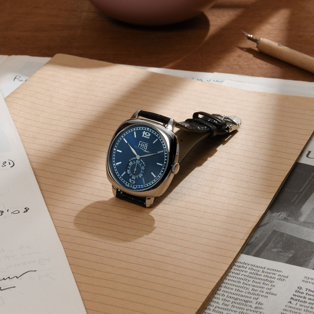 誕生日からの時間を一緒に刻んでいく　時計