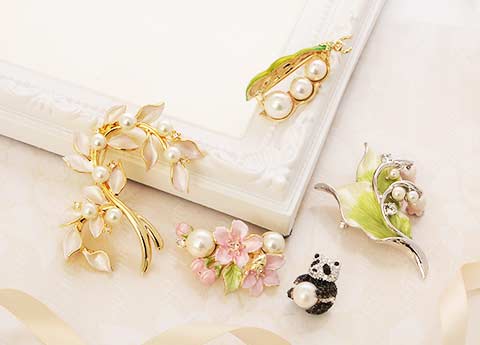 ヴァンドームブティックブローチ