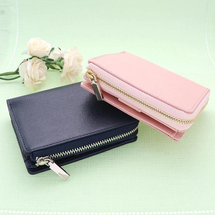 お財布をお揃いで新品に替えてふたりで金運アップ