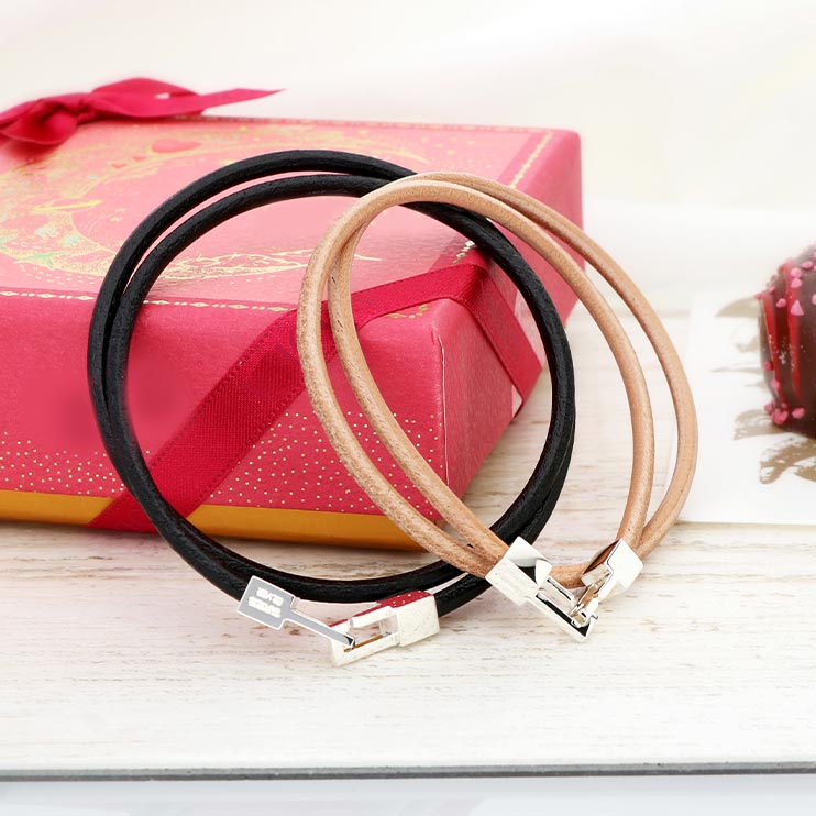 『TAPIRUS』さりげなくお揃いペアブレスレット