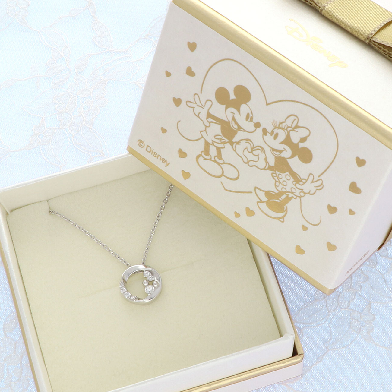 創立100周年の記念すべき年にディズニーのアクセサリーを贈りませんか?
