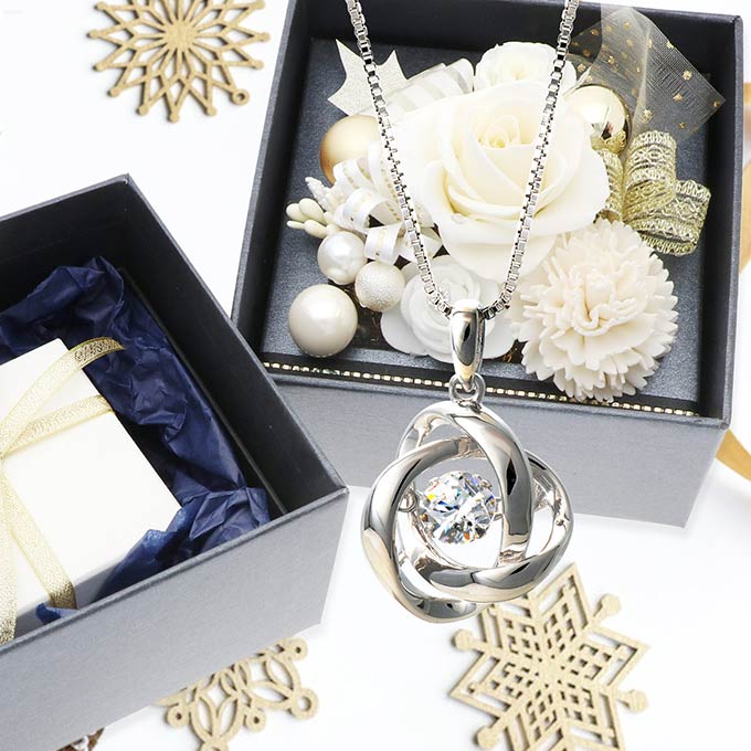 フラワーボックスとアクセサリー