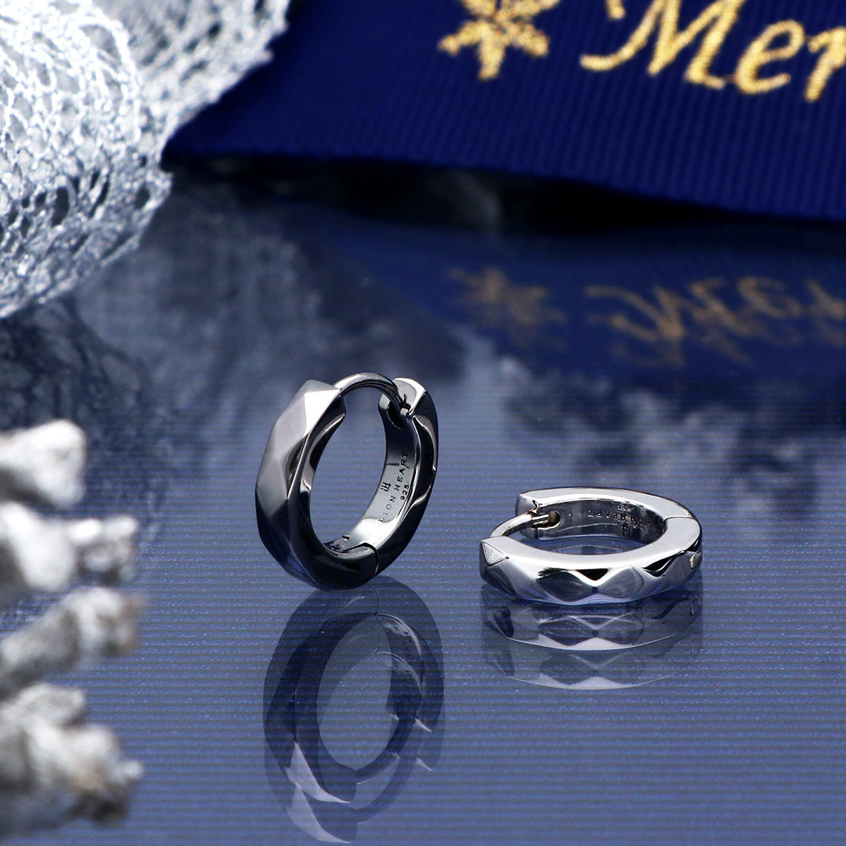 LION HEART シルバーピアス 05EA0081BK 05EA0081SV